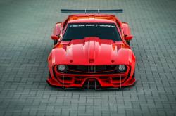 LOL赛事-魔咒与星光，F1街道夜的窒息，与一颗心在重压下的轰鸣