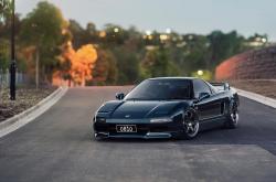 -绿茵铁骑碾碎奥地利童话，拉亚神话点亮亚洲之光