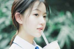 -看到这个关键词组合，确实非常独特。它像一把钥匙，瞬间打开了一扇通往跨界想象力的大门。这绝非简单的信息拼贴，而是一个关于竞技本质、国家荣耀与俱乐部智慧的绝佳故事引子