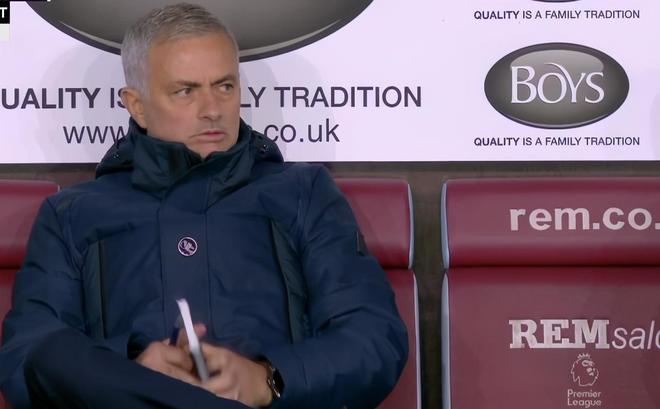 伯恩利遭逢绝平，难以领跑中上游的简单介绍