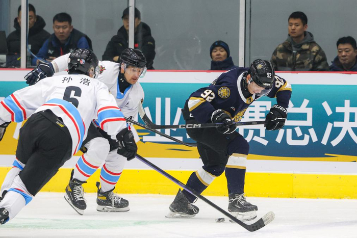 关于冰球赛季收官,冠军榜单揭晓的信息 关于冰球赛季收官,冠军榜单揭晓的信息