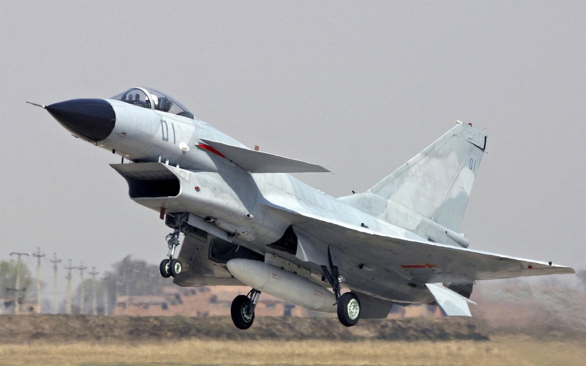 硬仗封王记，武切维奇末节17分浇灭绿军