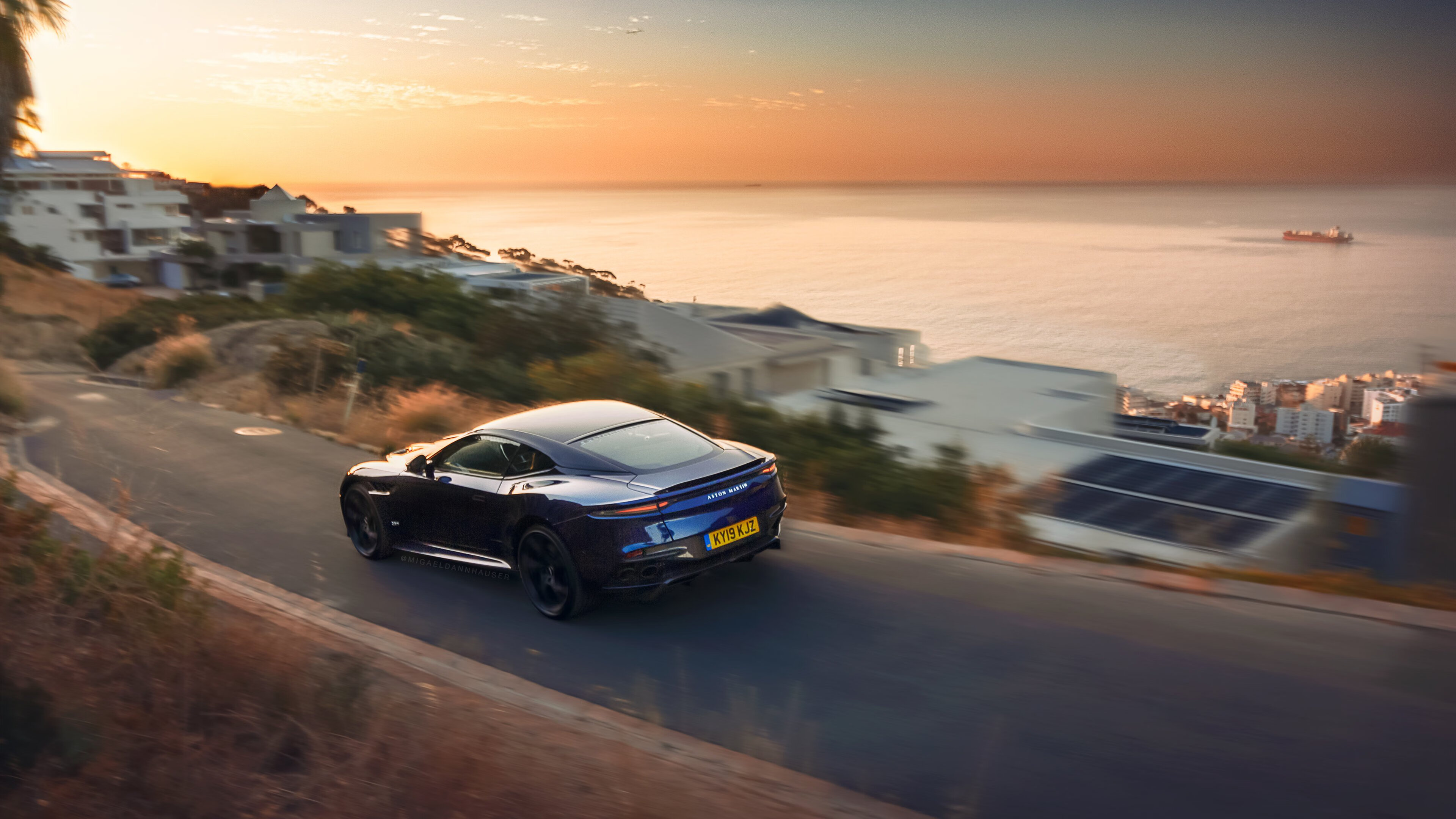 极速与荣耀，从F1年度争冠焦点战到新疆队生死战取胜雄鹿的体育史诗