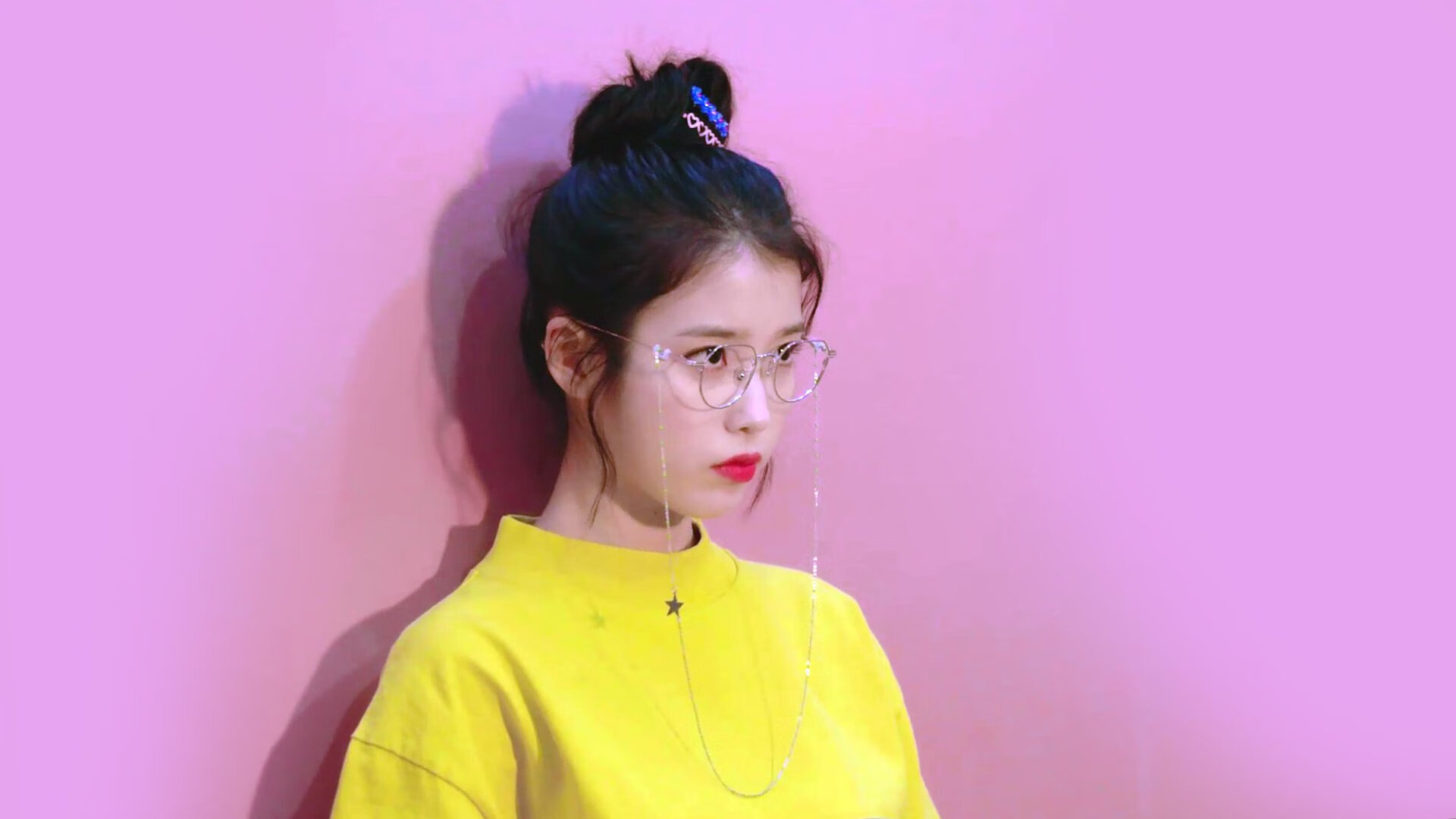 文艺复兴的焰火,当紫百合在陶瓷球场绽放